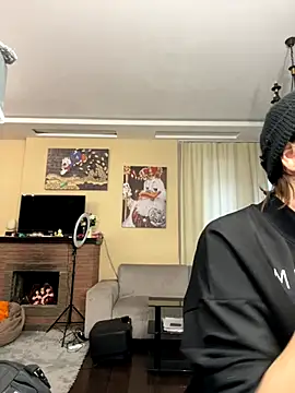 Snapshot of Miranda_Kerry chatting on 11-06-25, 06:25 Miranda Kerry online show from 11-06-25, 06:25