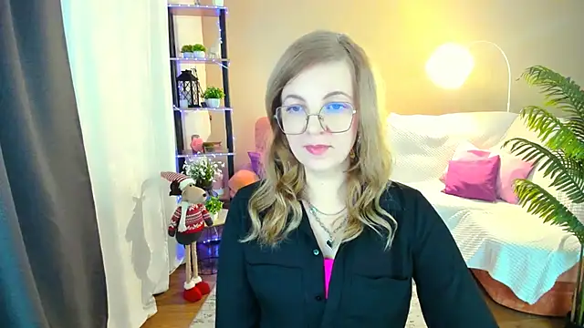 YourUniverser online show from 11-23-25, 09:20