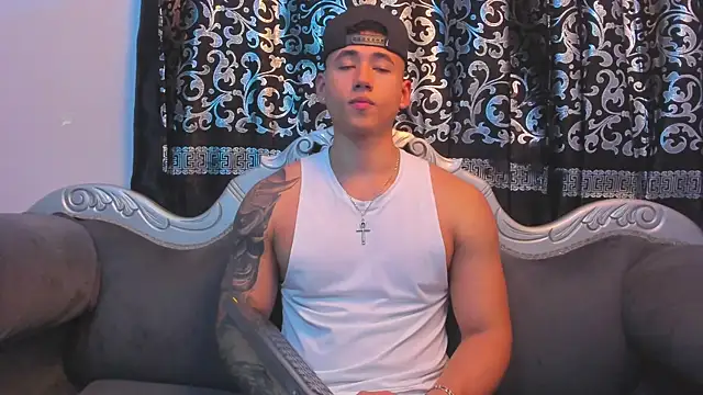 Snapshot of Draven_Marceaux chatting on 01-13-26, 11:26 Draven Marceaux online show from 01-13-26, 11:26