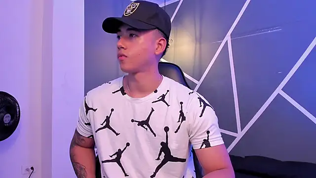 Snapshot of Draven_Marceaux chatting on 02-13-26, 11:28 Draven Marceaux online show from 02-13-26, 11:28