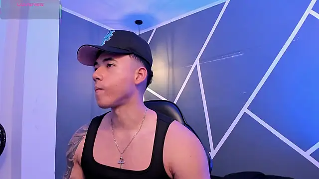 Snapshot of Draven_Marceaux chatting on 02-17-26, 11:29 Draven Marceaux online show from 02-17-26, 11:29