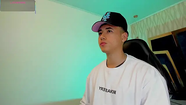 Snapshot of Draven_Marceaux chatting on 03-10-26, 11:26 Draven Marceaux online show from 03-10-26, 11:26