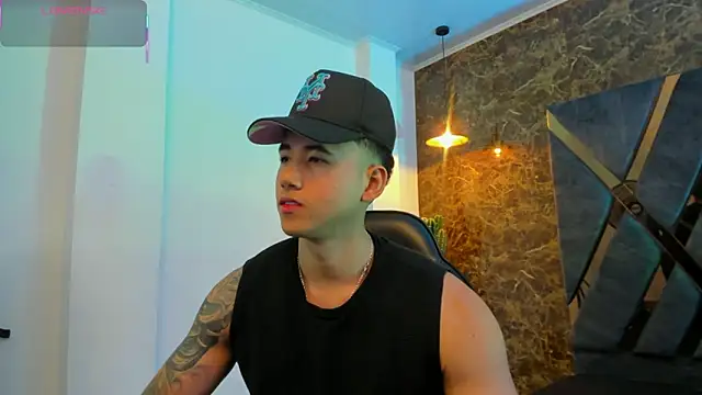 Snapshot of Draven_Marceaux chatting on 03-16-26, 11:36 Draven Marceaux online show from 03-16-26, 11:36