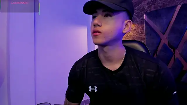 Snapshot of Draven_Marceaux chatting on 03-17-26, 11:24 Draven Marceaux online show from 03-17-26, 11:24