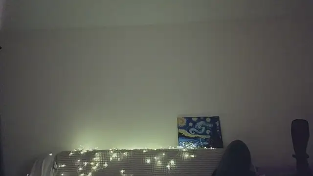 Pixxxis online show from 10-28-25, 02:15