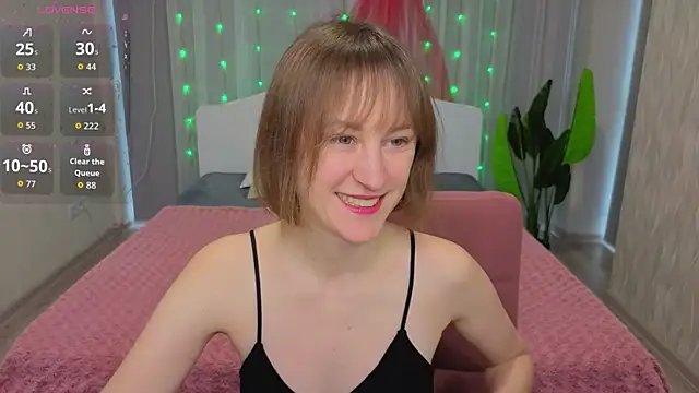 LuluChiiii online show from 01-08-26, 11:23