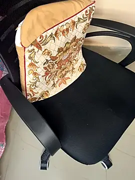 linishal online show from 10-13-25, 04:51