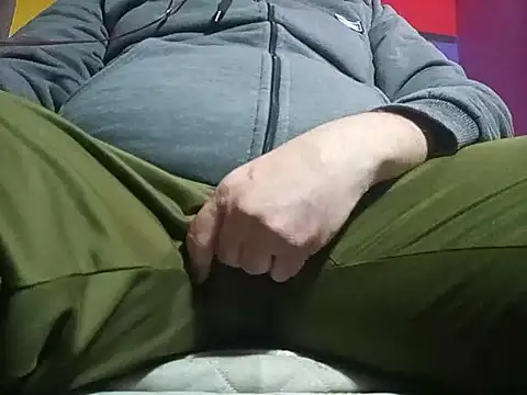 BabyBearMilk online show from 10-29-25, 05:53