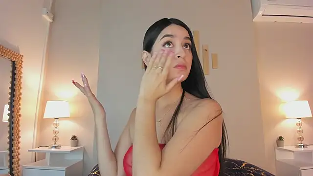 natachadiaz  online show from 10-10-25, 11:09