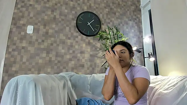 shanon marel online show from 11-12-25, 12:05