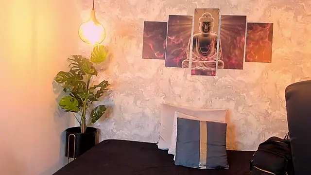 aitana baker  online show from 11-26-25, 07:15