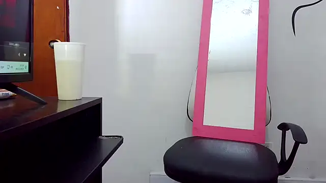 felipecams123 online show from 11-30-25, 02:15