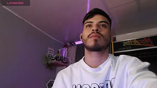 Bastian MCcormick online show from 01-12-26, 01:16