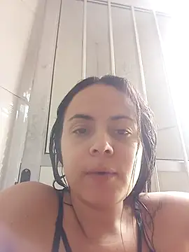 Snapshot of morgana0709 chatting on 10-04-25, 01:42 morgana0709 online show from 10-04-25, 01:42