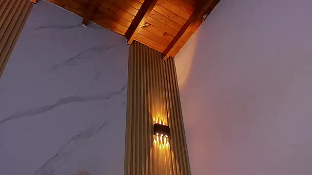 Snapshot of IM_DAREN chatting on 10-29-25, 04:15 IM DAREN online show from 10-29-25, 04:15