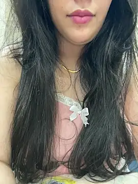 Snapshot of Bold-arabic-vibes chatting on 03-21-26, 11:30 Bold-arabic-vibes online show from 03-21-26, 11:30