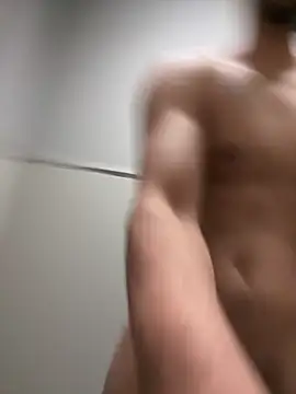 Yinigi online show from 10-10-25, 02:32