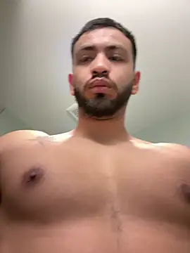 Yinigi online show from 10-18-25, 12:24