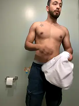 Yinigi online show from 10-29-25, 12:29