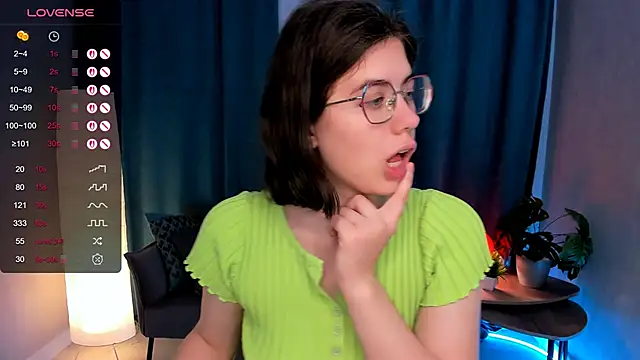 BellaCaress online show from 10-03-25, 07:16