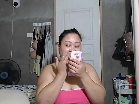 jengrey online show from 12-17-25, 01:11