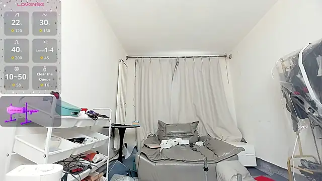 Snapshot of fox-yiyi chatting on 02-28-26, 08:04 fox-yiyi online show from 02-28-26, 08:04