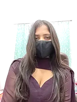 Snapshot of SEEMA_127 chatting on 01-15-26, 06:07 SEEMA 127 online show from 01-15-26, 06:07