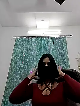 Snapshot of SEEMA_127 chatting on 02-10-26, 09:24 SEEMA 127 online show from 02-10-26, 09:24