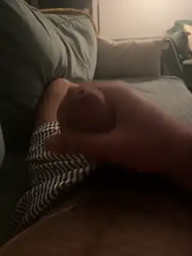 Bigtitsloveshow online show from 10-28-25, 03:54