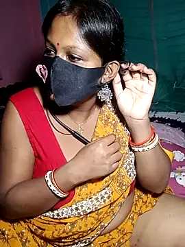 Snapshot of Hotty-rosni chatting on 10-26-25, 10:36 Hotty-rosni online show from 10-26-25, 10:36