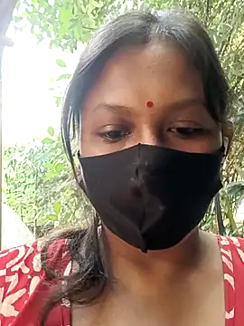 Snapshot of Hotty-rosni chatting on 11-15-25, 02:53 Hotty-rosni online show from 11-15-25, 02:53