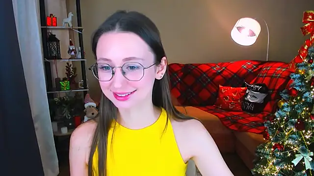 YourLovellyStory online show from 12-17-25, 04:35