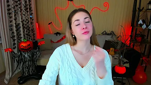 SensitiveSooul online show from 10-28-25, 07:27