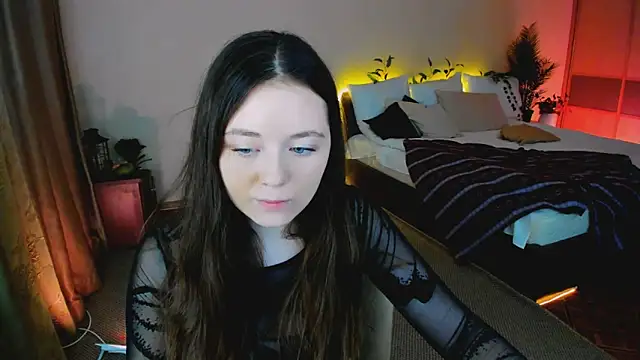 AlluringLookk online show from 02-08-26, 04:43