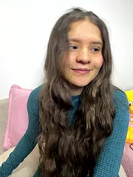 Snapshot of Emilyybennet_ chatting on 01-11-26, 11:54 Emilyybennet online show from 01-11-26, 11:54