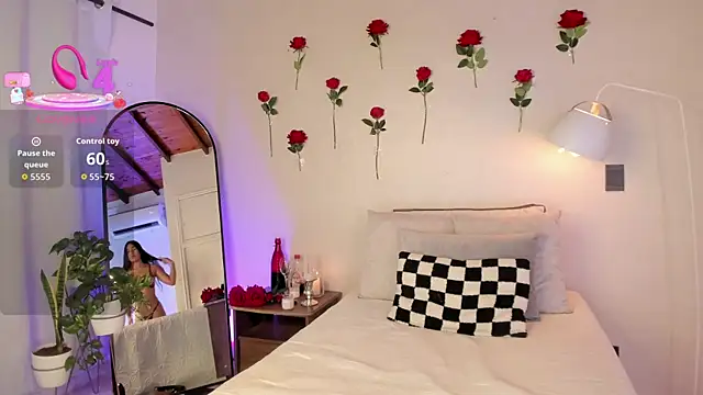 JannaFoxx  online show from 10-24-25, 07:54