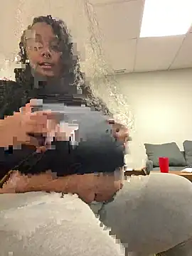 Cocomamii1 online show from 02-10-26, 04:38