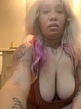 Snapshot of seductiveangeeel chatting on 10-12-25, 03:49 seductiveangeeel online show from 10-12-25, 03:49