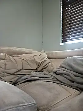 Thabo1004 online show from 10-18-25, 07:31