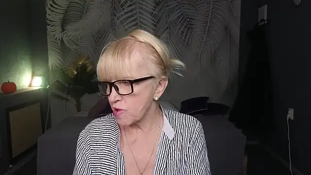 Snapshot of Sabina_Ros chatting on 02-19-26, 07:37 Sabina Ros online show from 02-19-26, 07:37