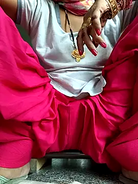 Love-pari077 online show from 10-10-25, 12:15