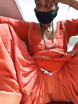 Love-pari077 online show from 10-25-25, 01:40