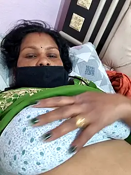 Snapshot of Love-pari077 chatting on 03-01-26, 06:59 Love-pari077 online show from 03-01-26, 06:59