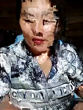 Snapshot of Love-Ly99 chatting on 09-08-25, 02:16 Love-Ly99 online show from 09-08-25, 02:16