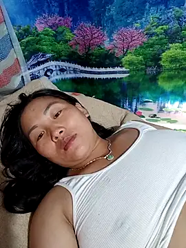 Snapshot of Love-Ly99 chatting on 09-13-25, 09:53 Love-Ly99 online show from 09-13-25, 09:53