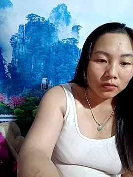 Snapshot of Love-Ly99 chatting on 09-17-25, 11:06 Love-Ly99 online show from 09-17-25, 11:06