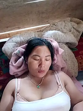 Snapshot of Love-Ly99 chatting on 09-22-25, 02:02 Love-Ly99 online show from 09-22-25, 02:02