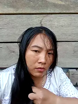 Snapshot of Love-Ly99 chatting on 09-25-25, 09:46 Love-Ly99 online show from 09-25-25, 09:46