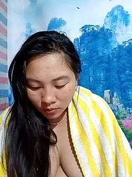 Snapshot of Love-Ly99 chatting on 09-25-25, 10:02 Love-Ly99 online show from 09-25-25, 10:02