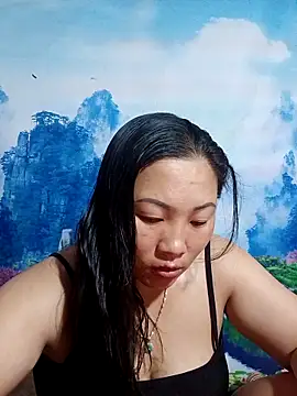 Snapshot of Love-Ly99 chatting on 10-02-25, 10:50 Love-Ly99 online show from 10-02-25, 10:50